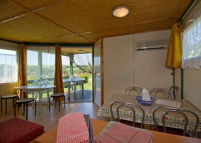 Le Bourdieu 3* Durfort (Ariege)